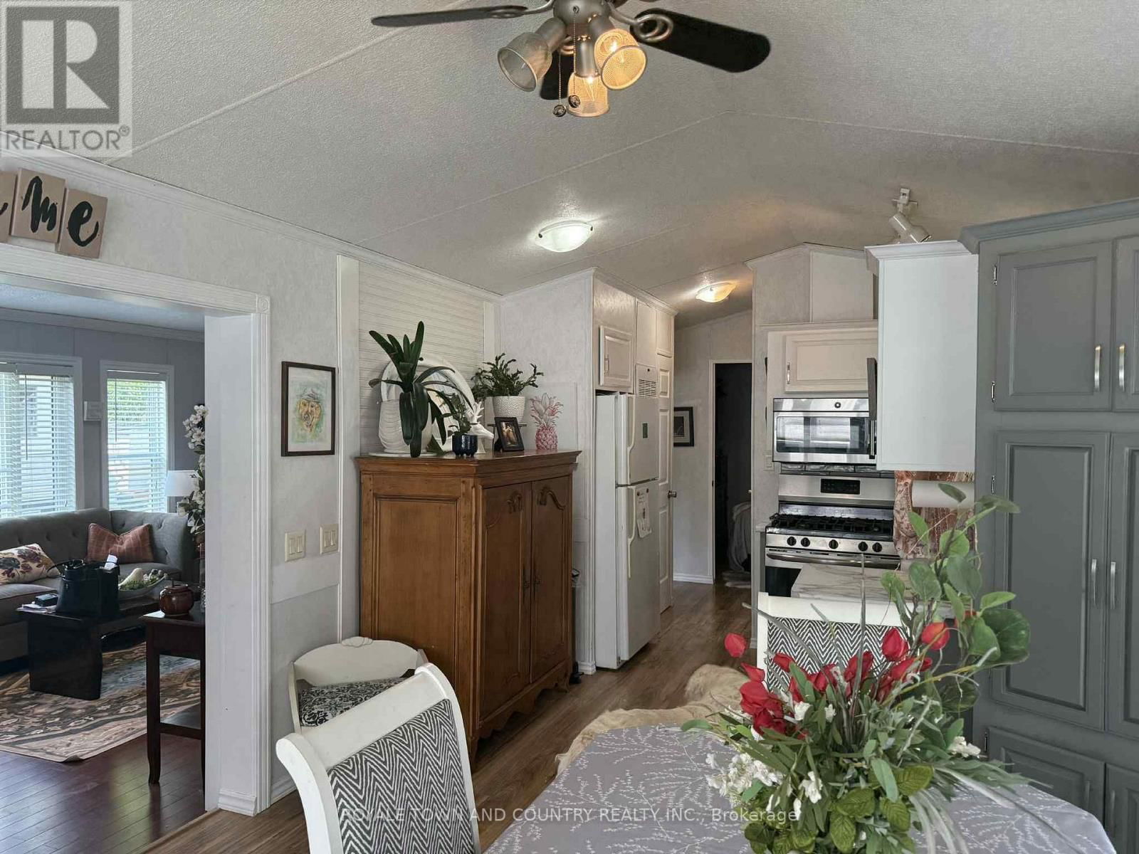 315 - 1802 COUNTY ROAD 121 Image 12