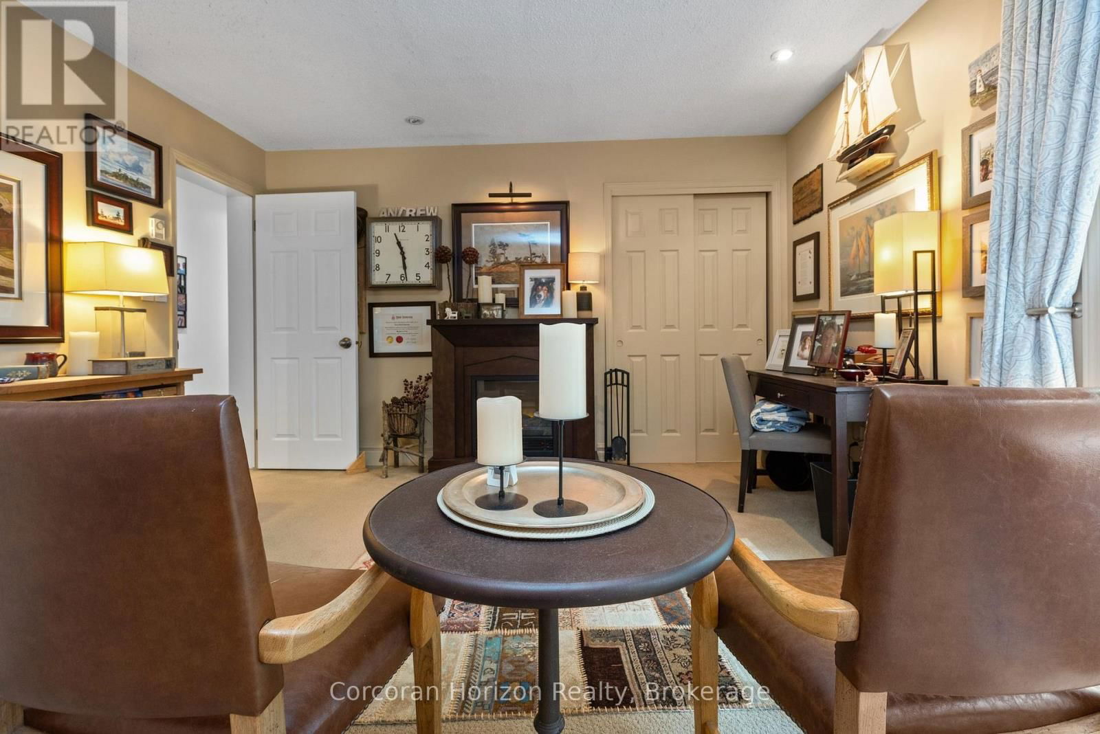 2517 HONEY HARBOUR ROAD Image 18