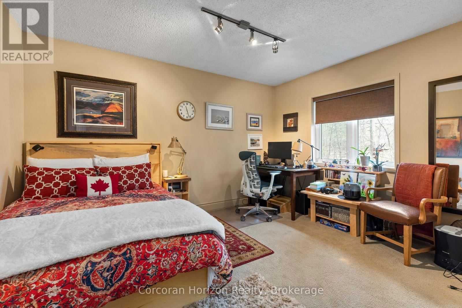 2517 HONEY HARBOUR ROAD Image 20