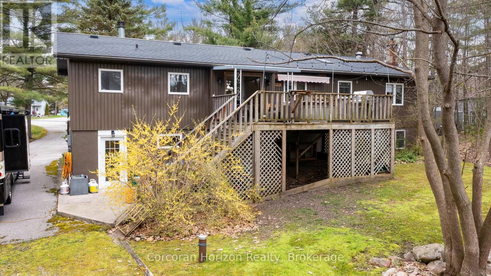 2517 HONEY HARBOUR ROAD Image 3