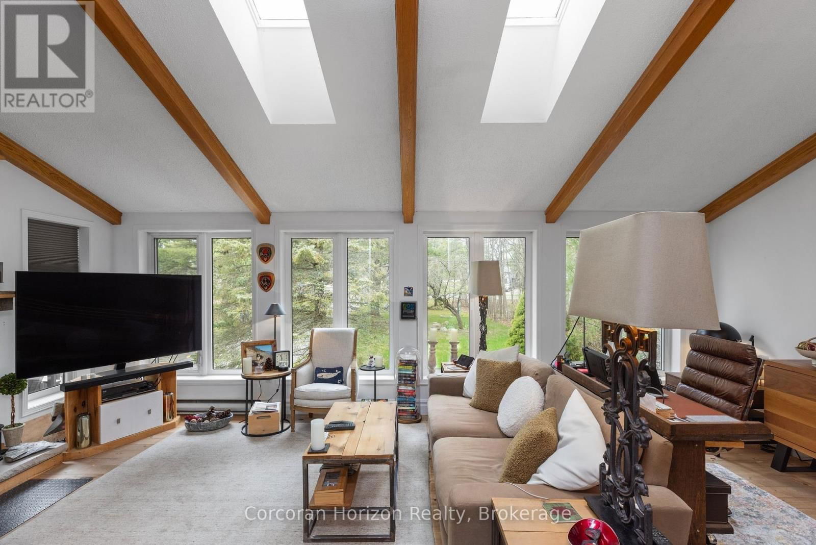 2517 HONEY HARBOUR ROAD Image 9