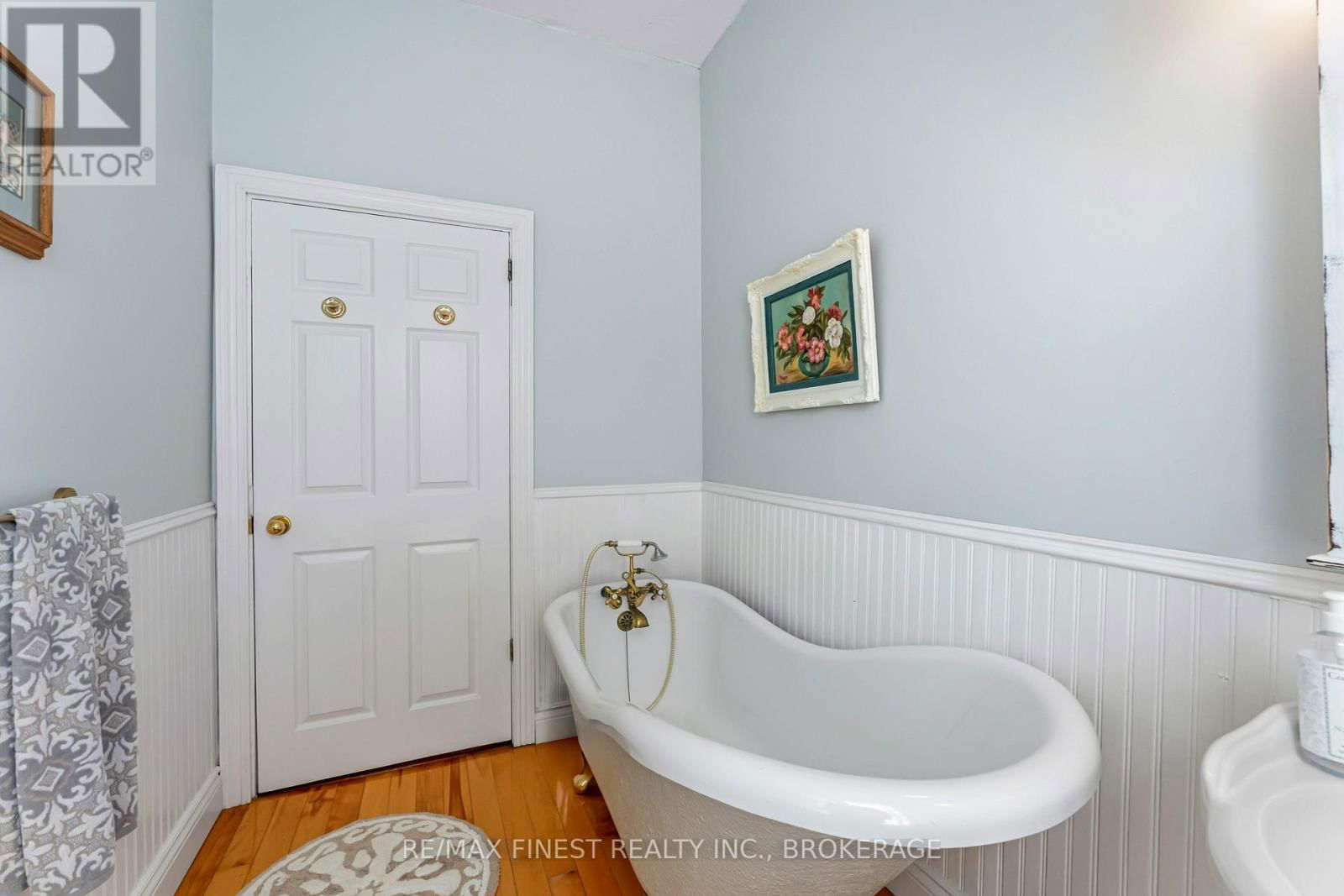7407 COUNTY ROAD 2 Image 30