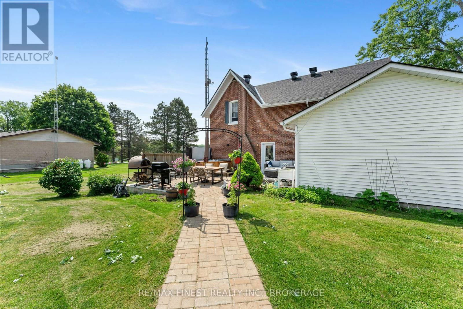 7407 COUNTY ROAD 2 Image 38