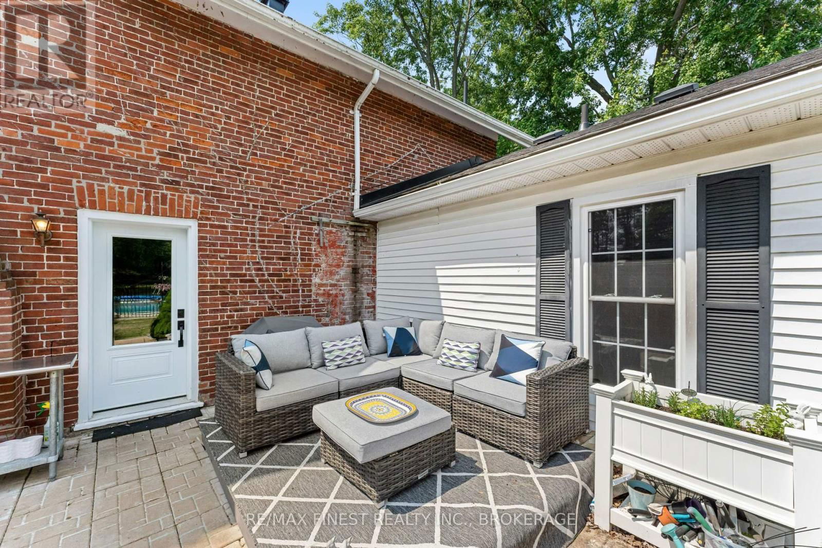 7407 COUNTY ROAD 2 Image 39
