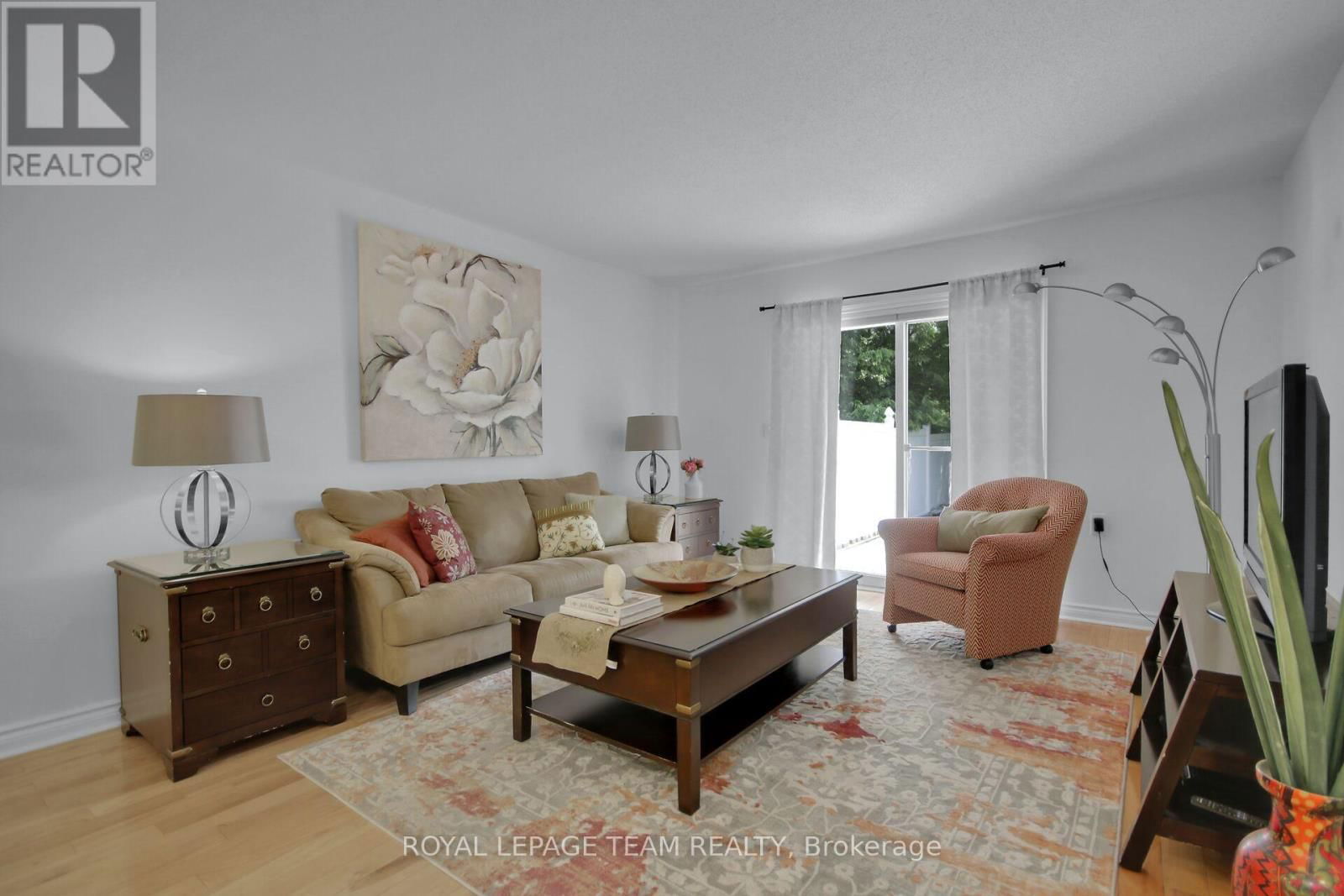 9 WEAVER CRESCENT Image 11