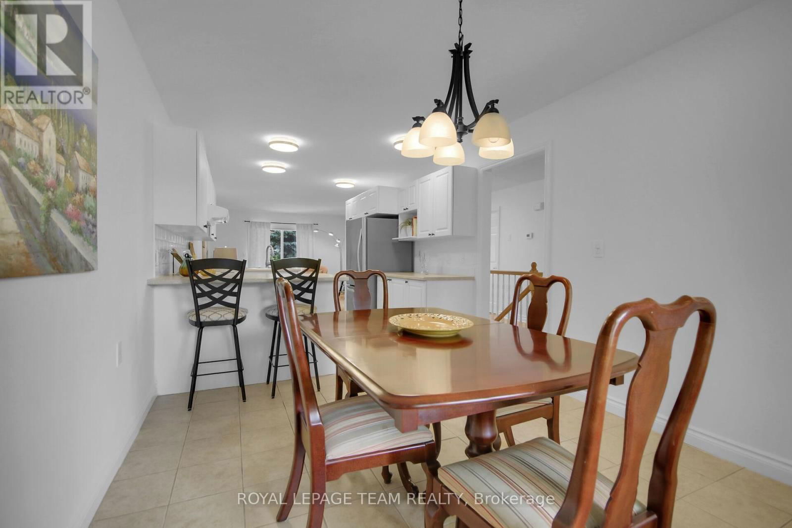 9 WEAVER CRESCENT Image 8