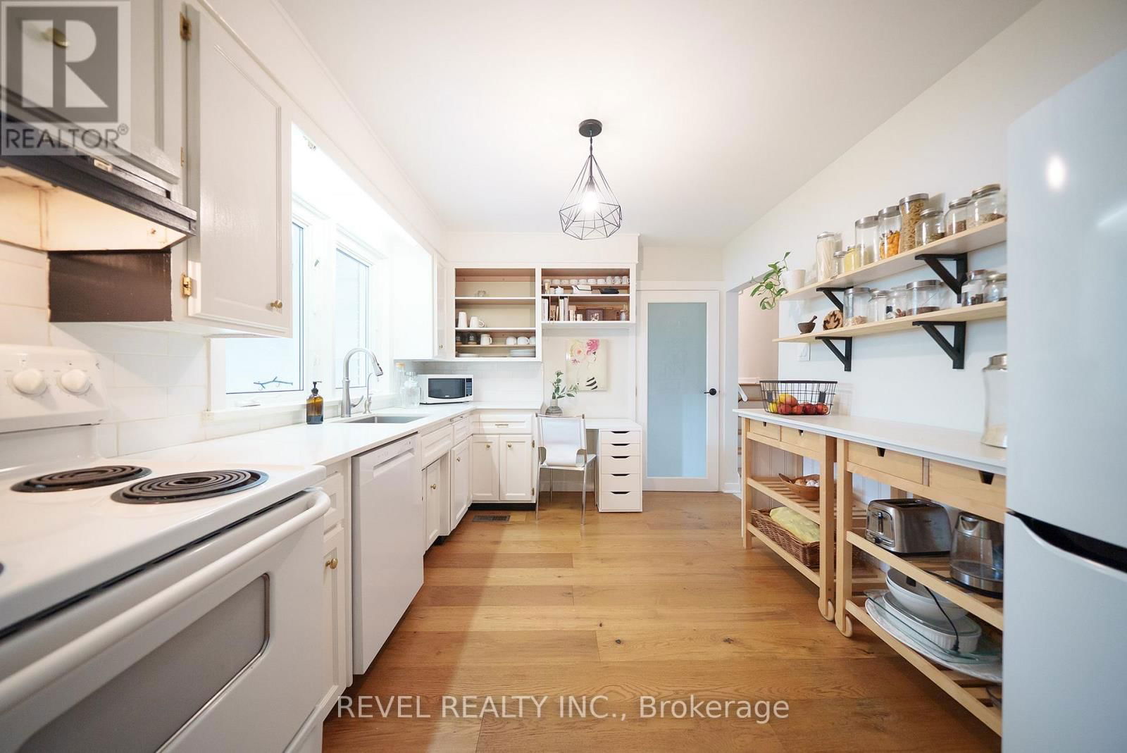128 BLUERIDGE AVENUE Image 13