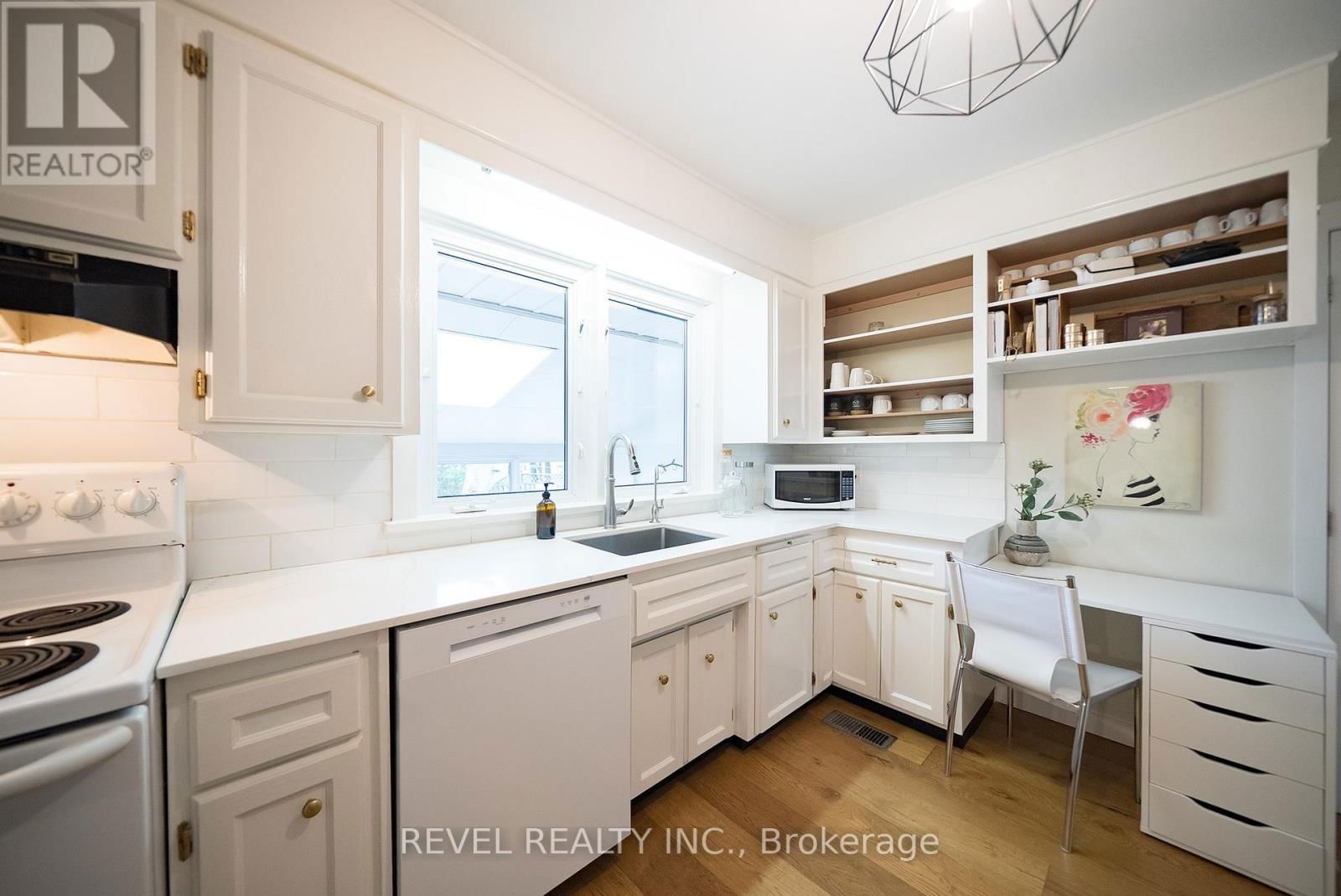128 BLUERIDGE AVENUE Image 15