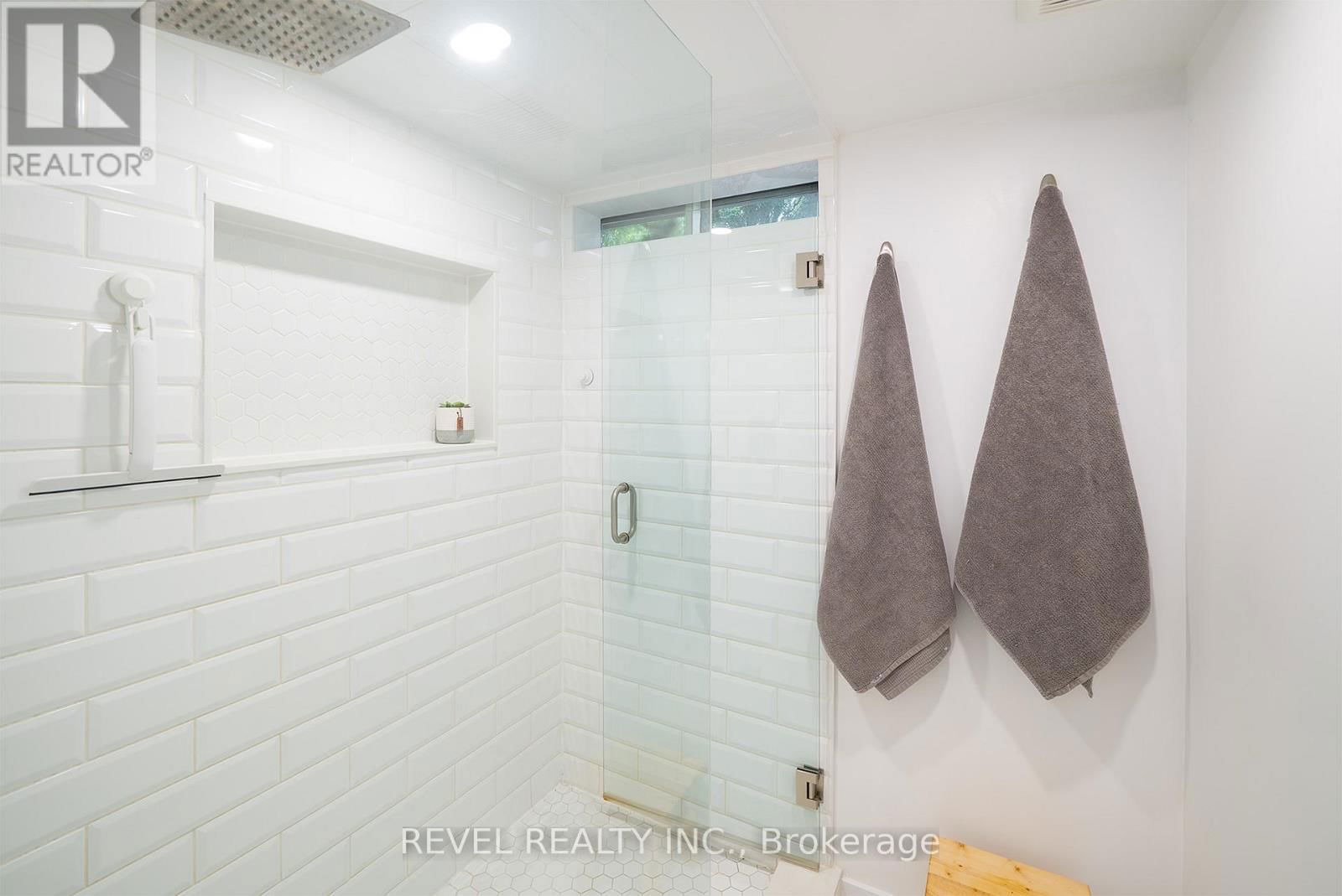 128 BLUERIDGE AVENUE Image 35
