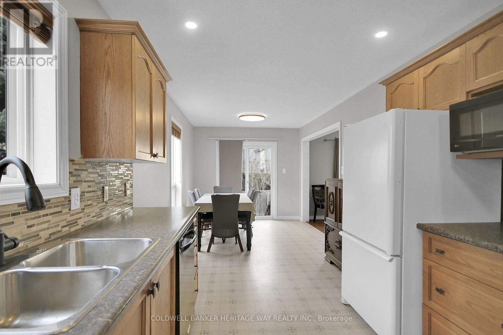 523 JOSEPH STREET Image 11
