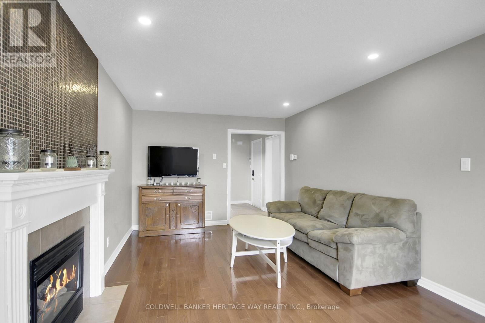 523 JOSEPH STREET Image 18