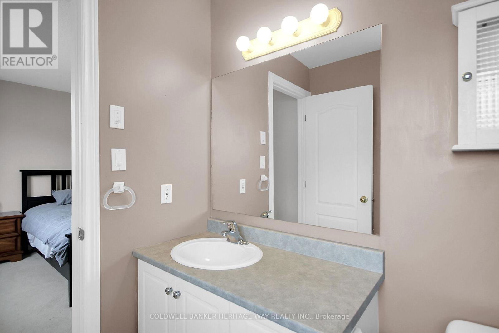 523 JOSEPH STREET Image 33
