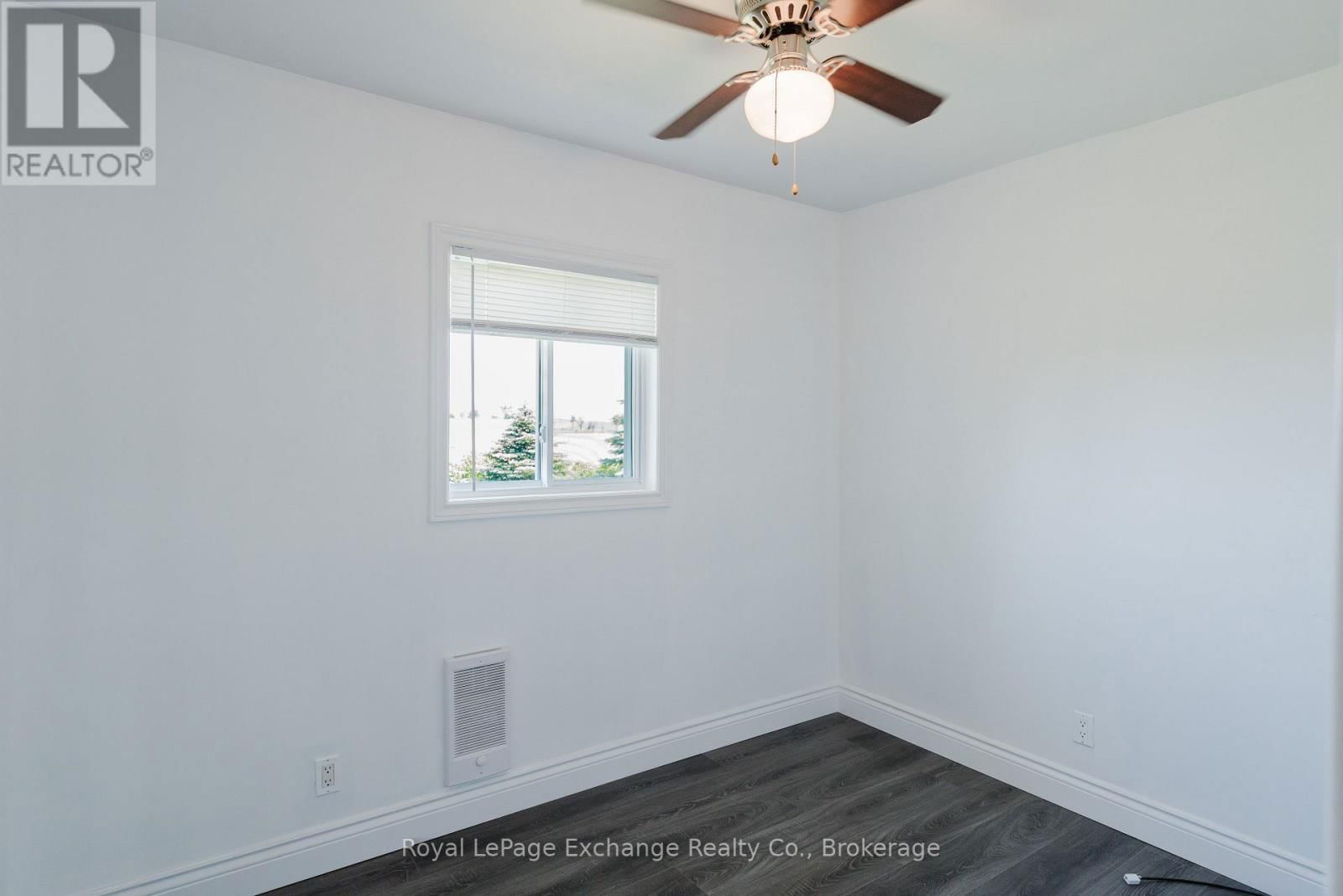 5 URANICK LANE Image 31