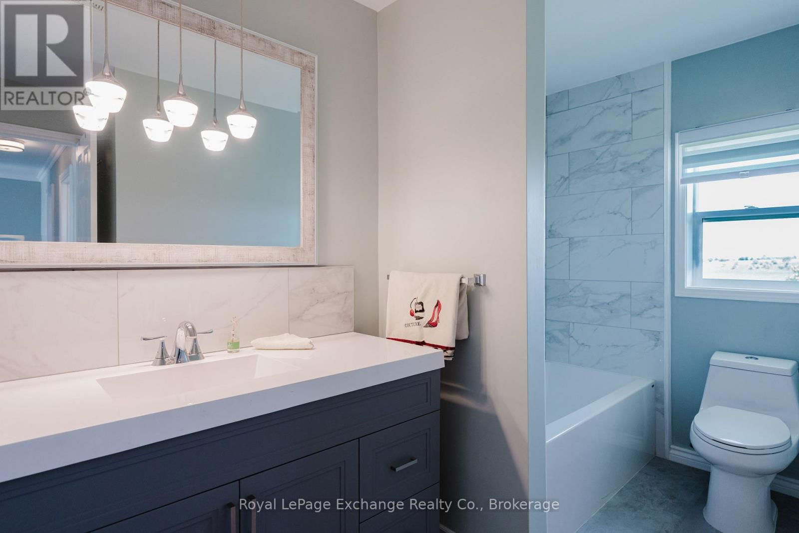 5 URANICK LANE Image 33