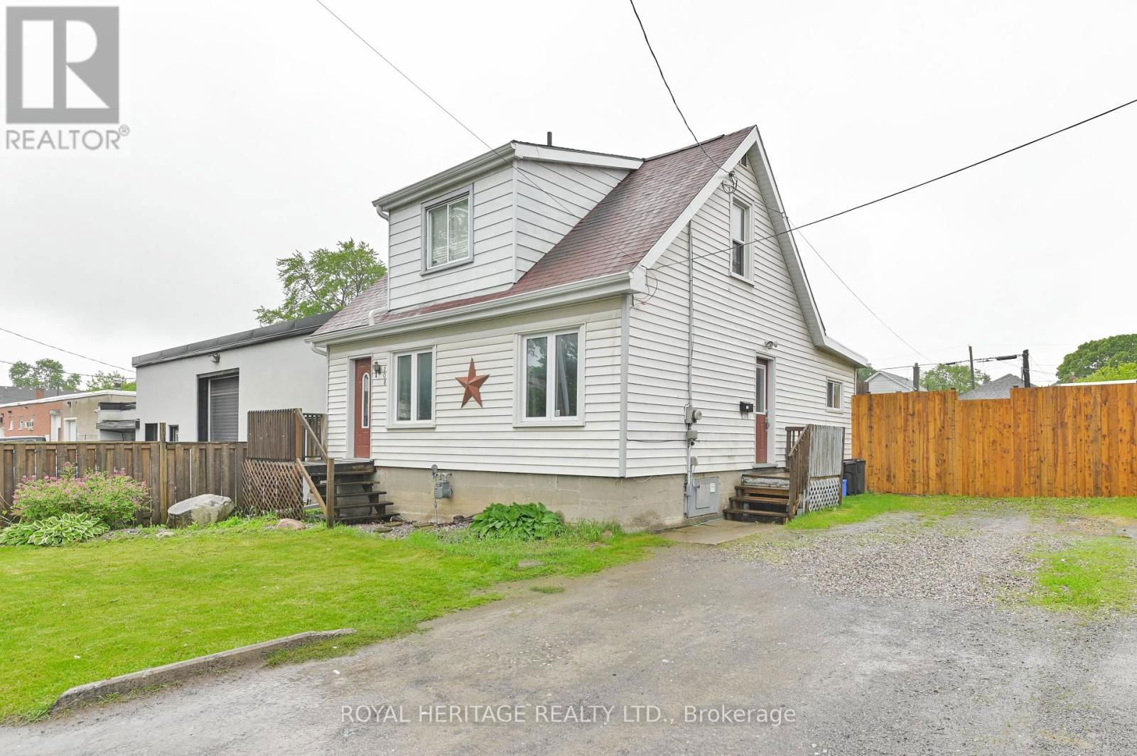 108 EVERETT STREET Image 2
