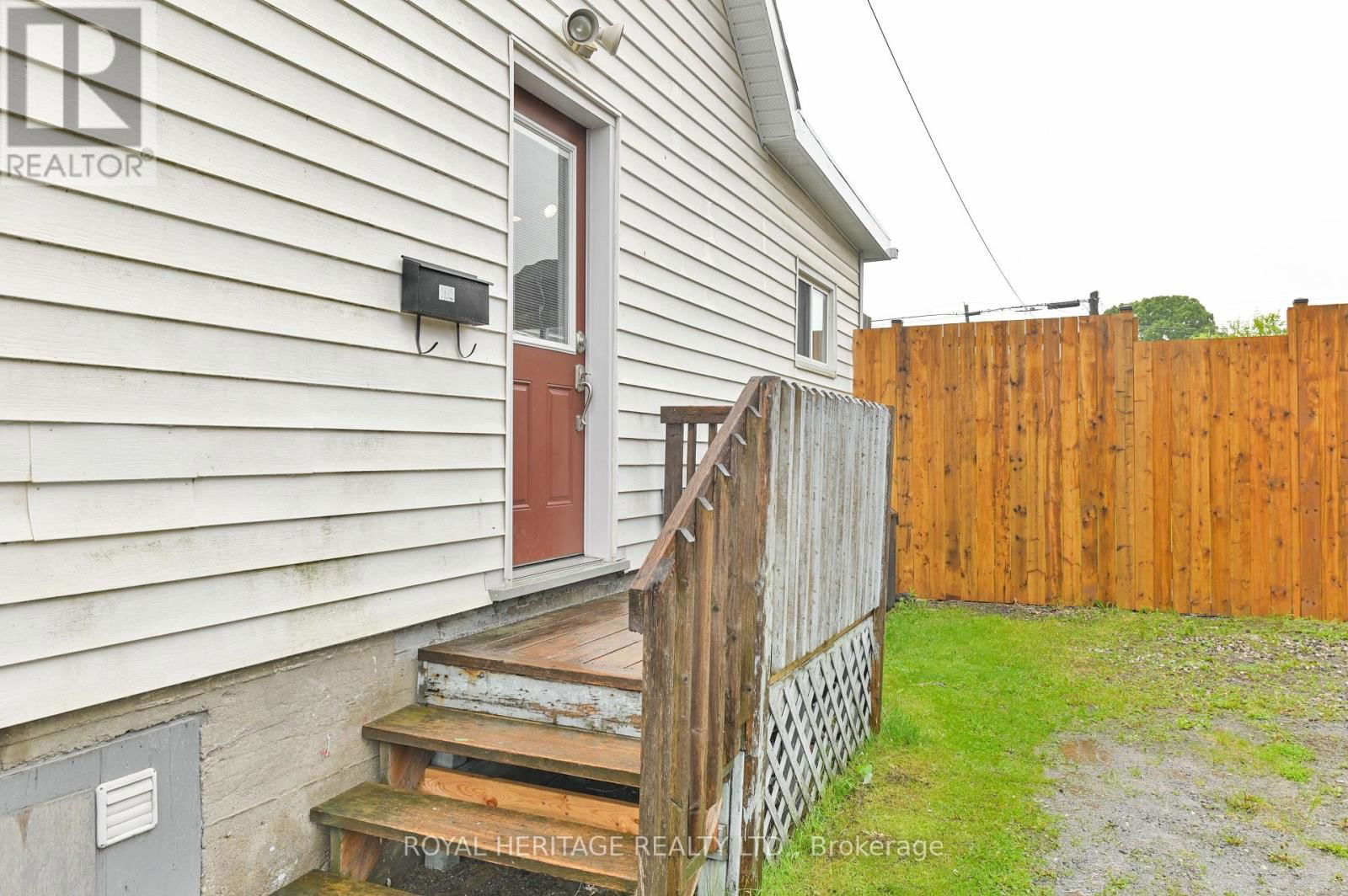 108 EVERETT STREET Image 5