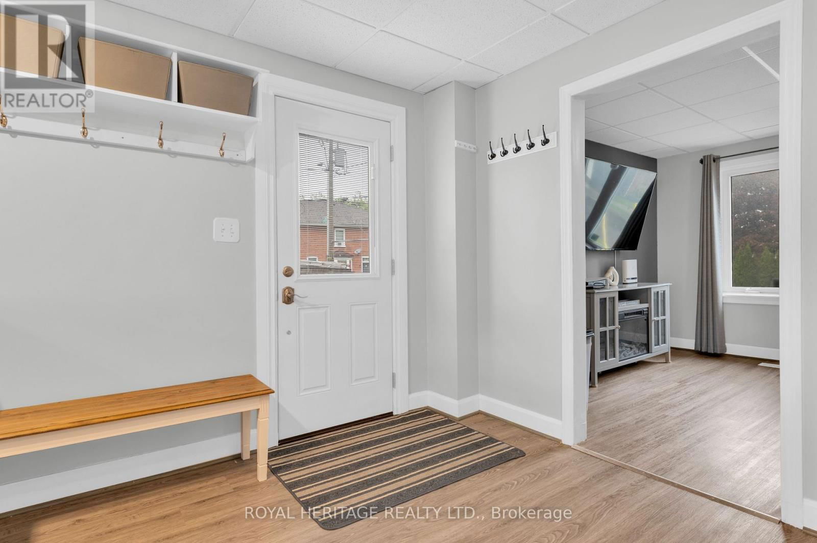 108 EVERETT STREET Image 6