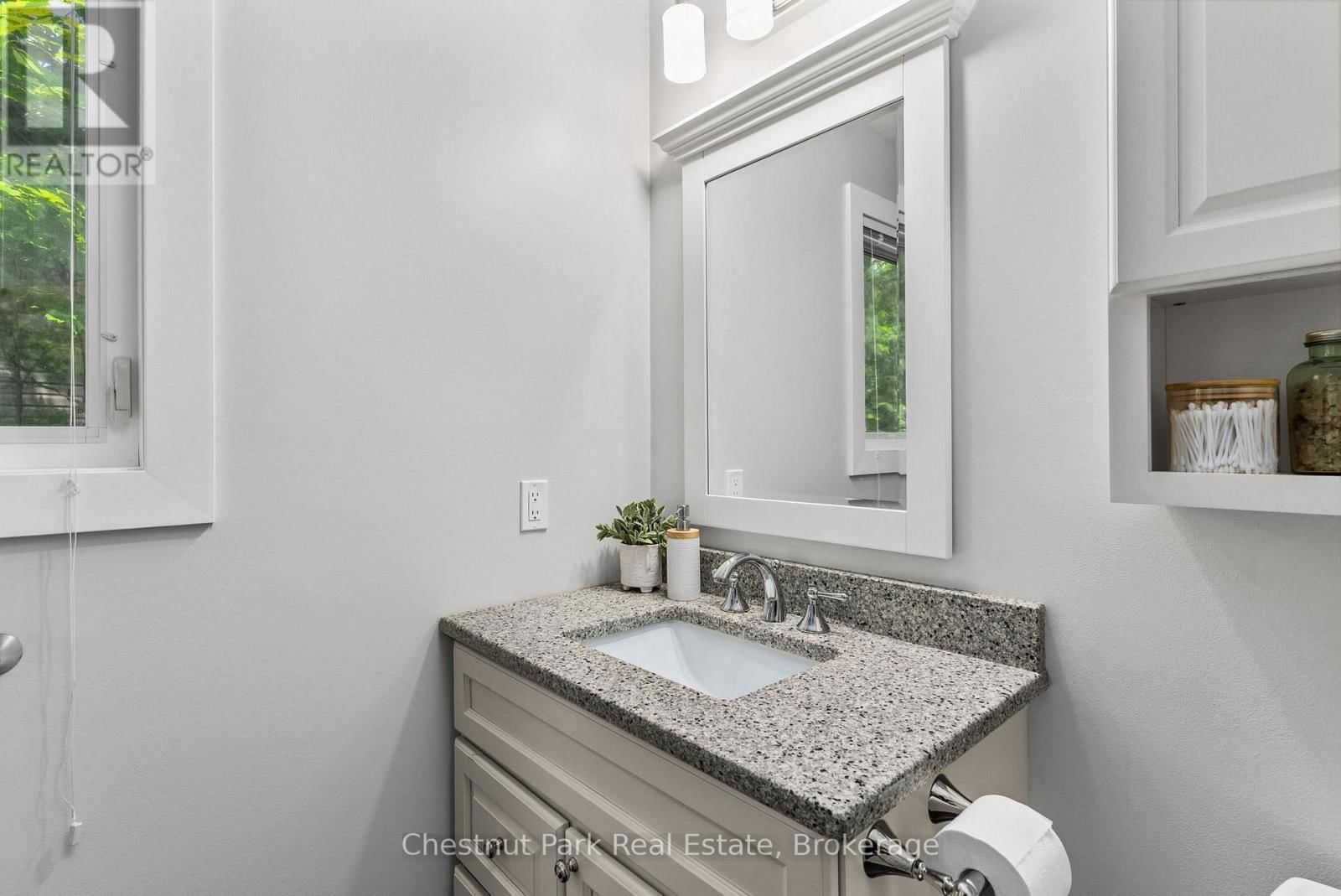 245 SUMMIT DRIVE Image 10