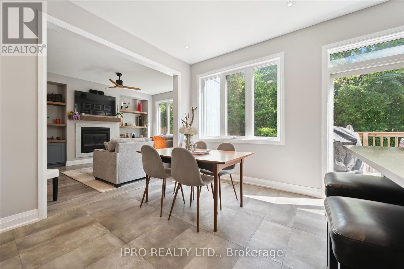 141 MCFARLANE CRESCENT Image 11