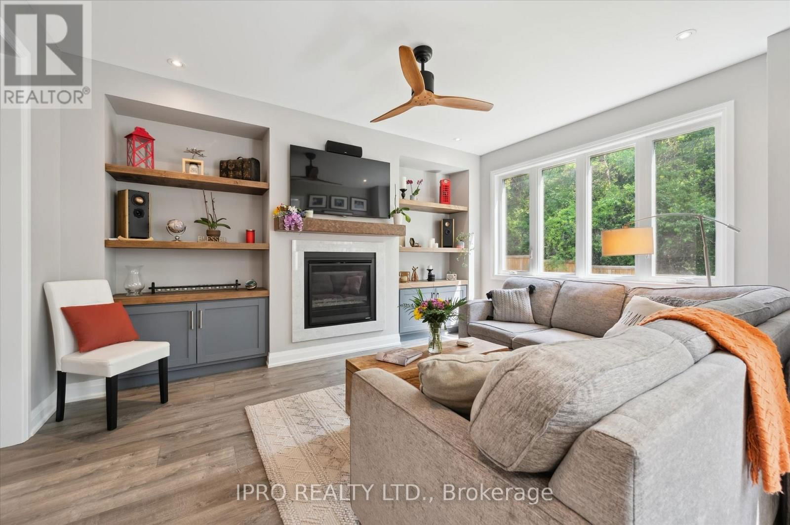 141 MCFARLANE CRESCENT Image 13