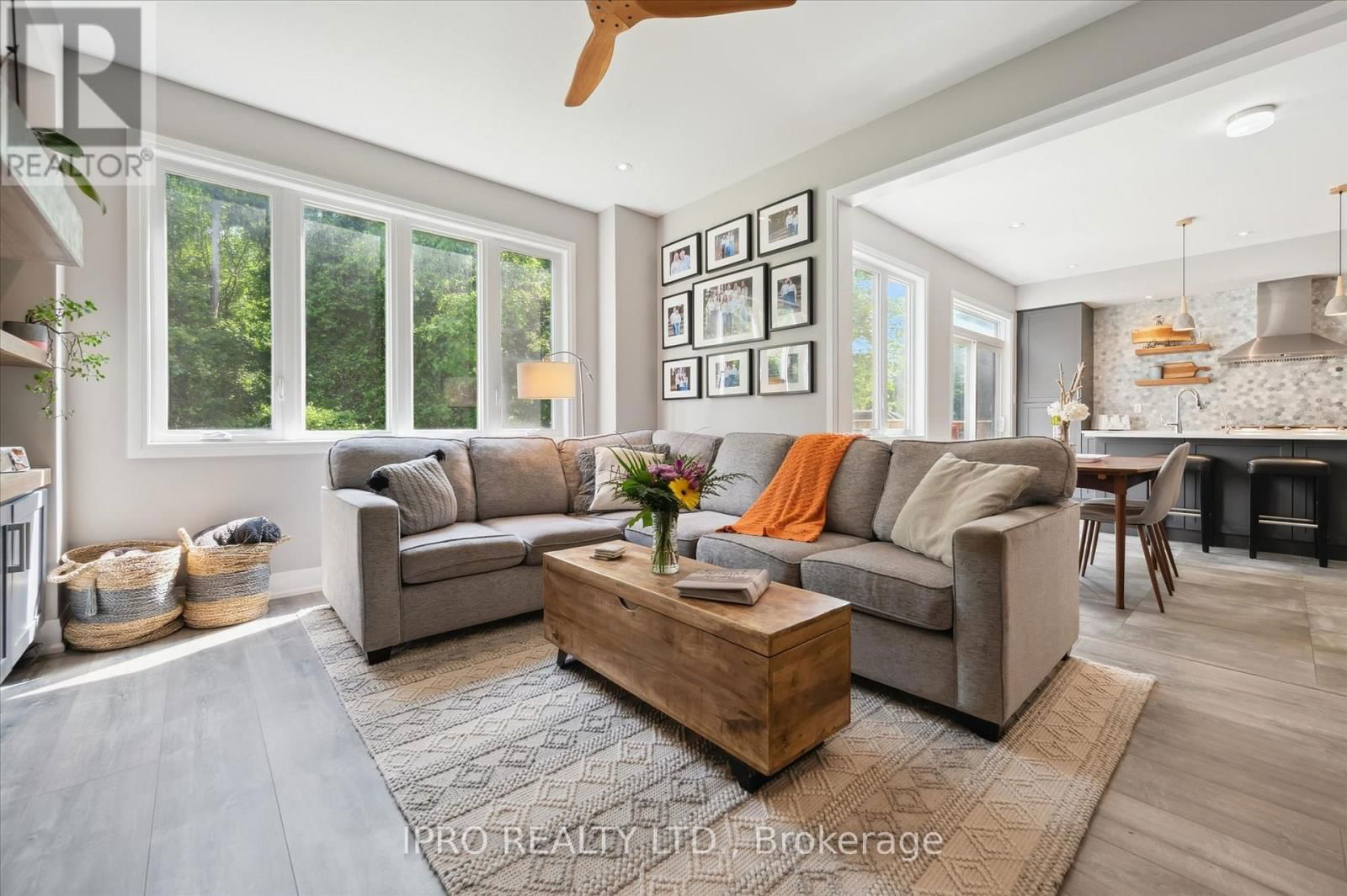141 MCFARLANE CRESCENT Image 15
