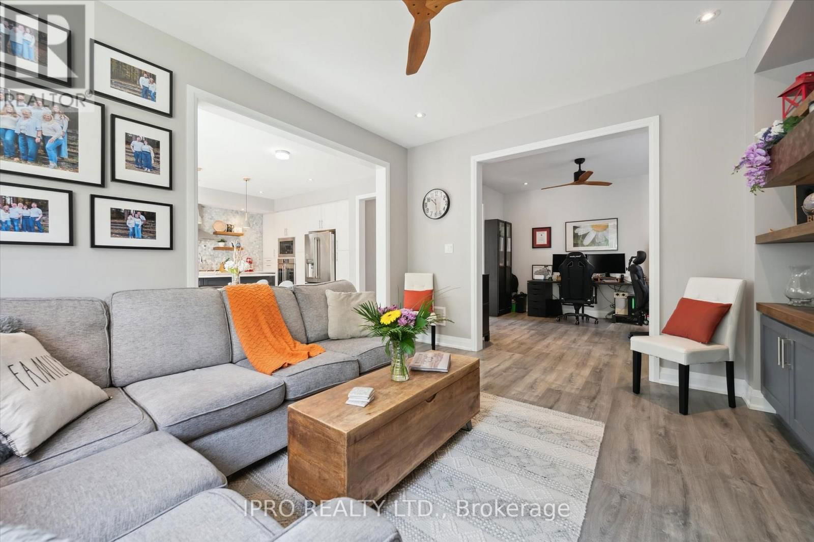 141 MCFARLANE CRESCENT Image 16