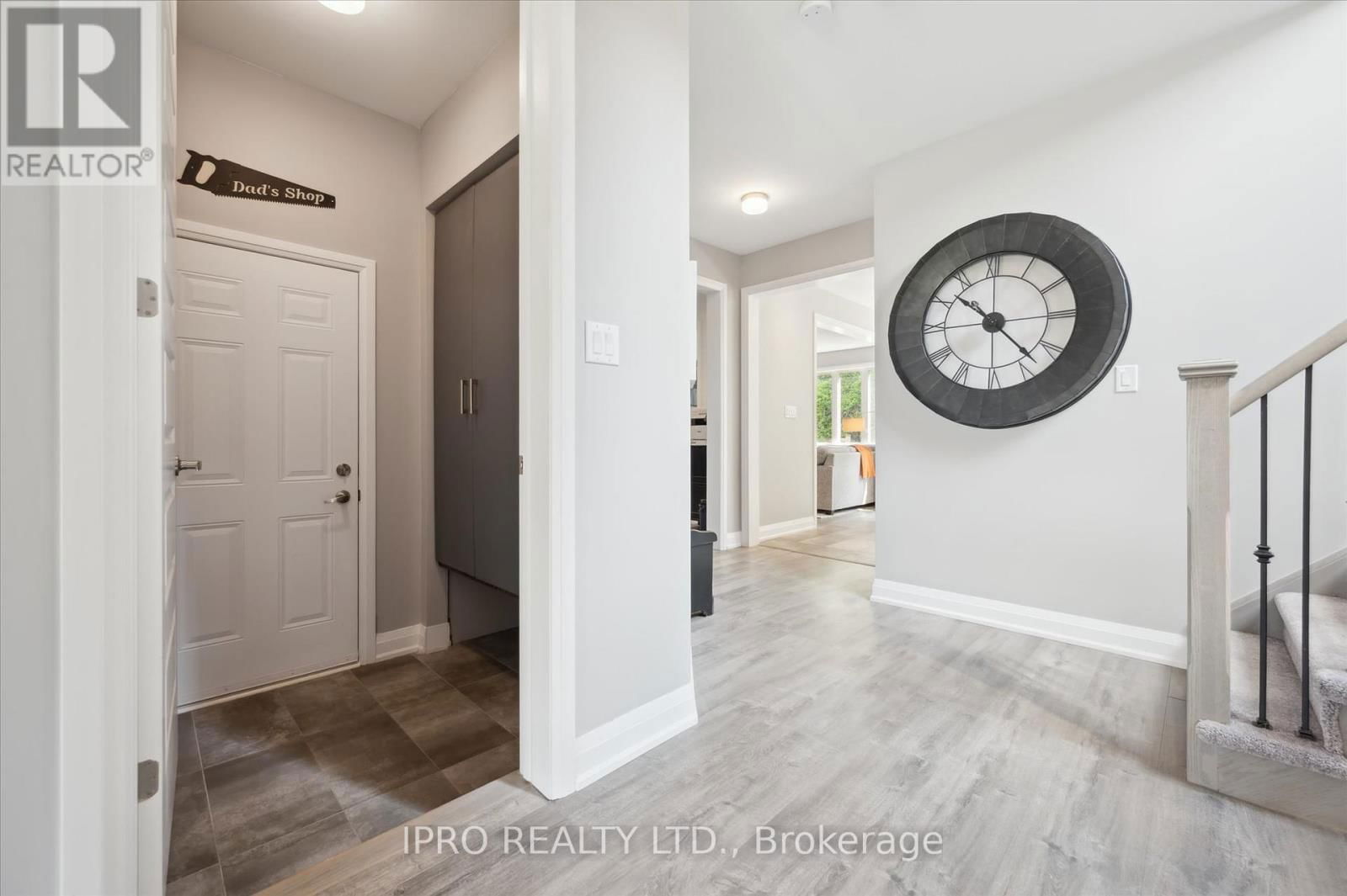 141 MCFARLANE CRESCENT Image 22