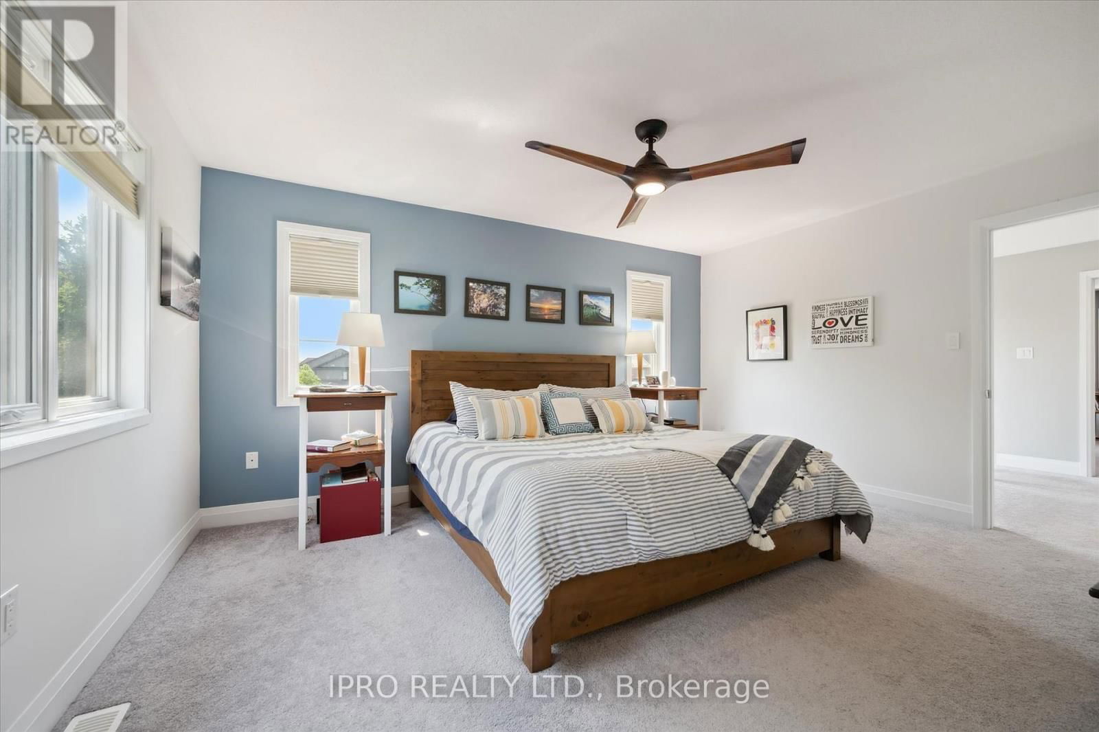 141 MCFARLANE CRESCENT Image 32