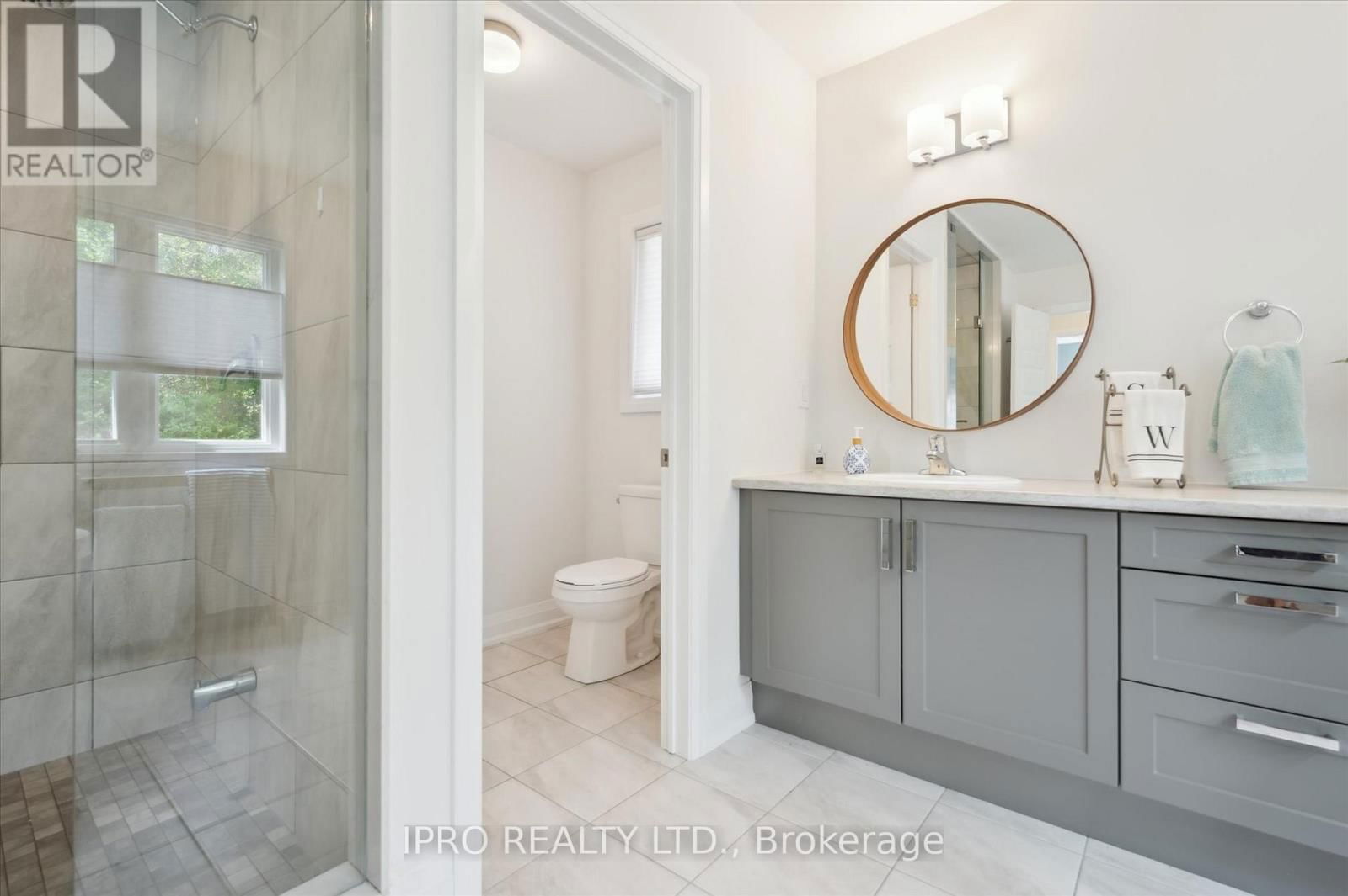 141 MCFARLANE CRESCENT Image 36