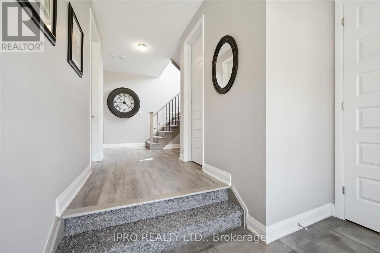 141 MCFARLANE CRESCENT Image 5