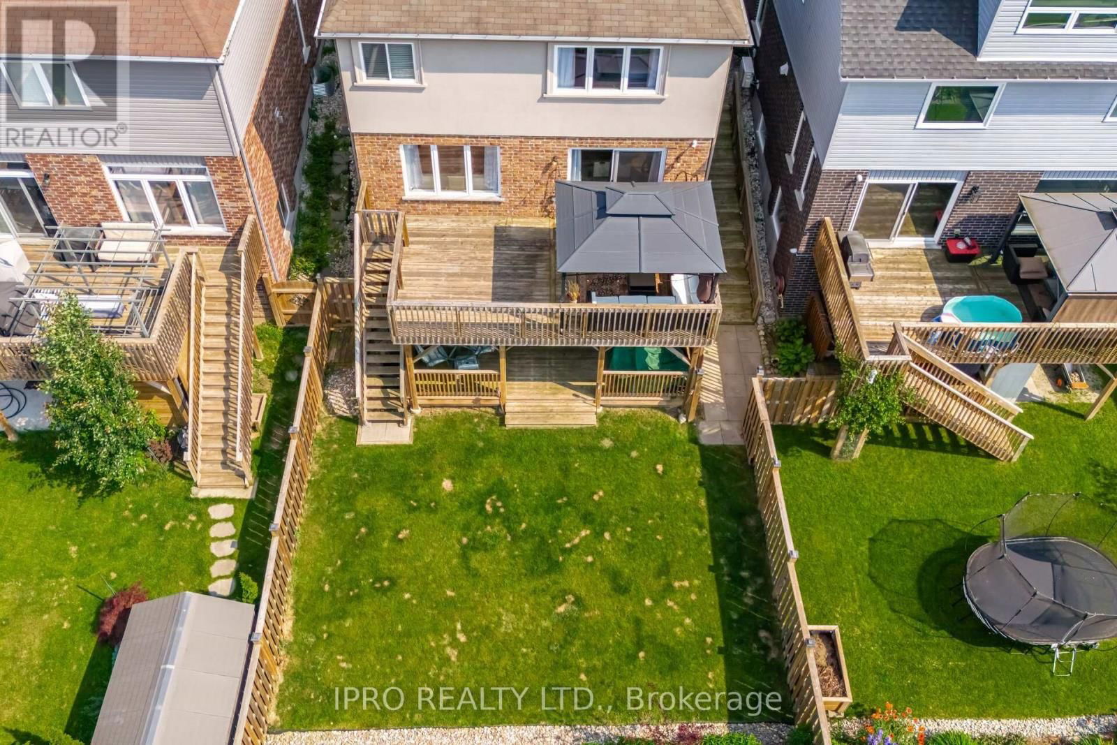 132 COKER CRESCENT Image 42