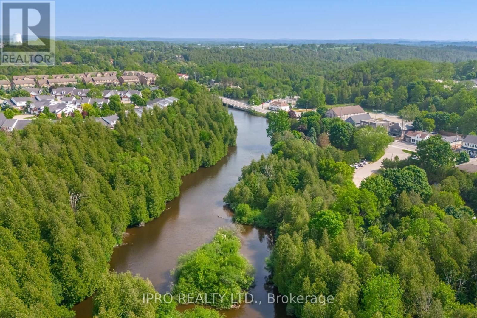 132 COKER CRESCENT Image 46