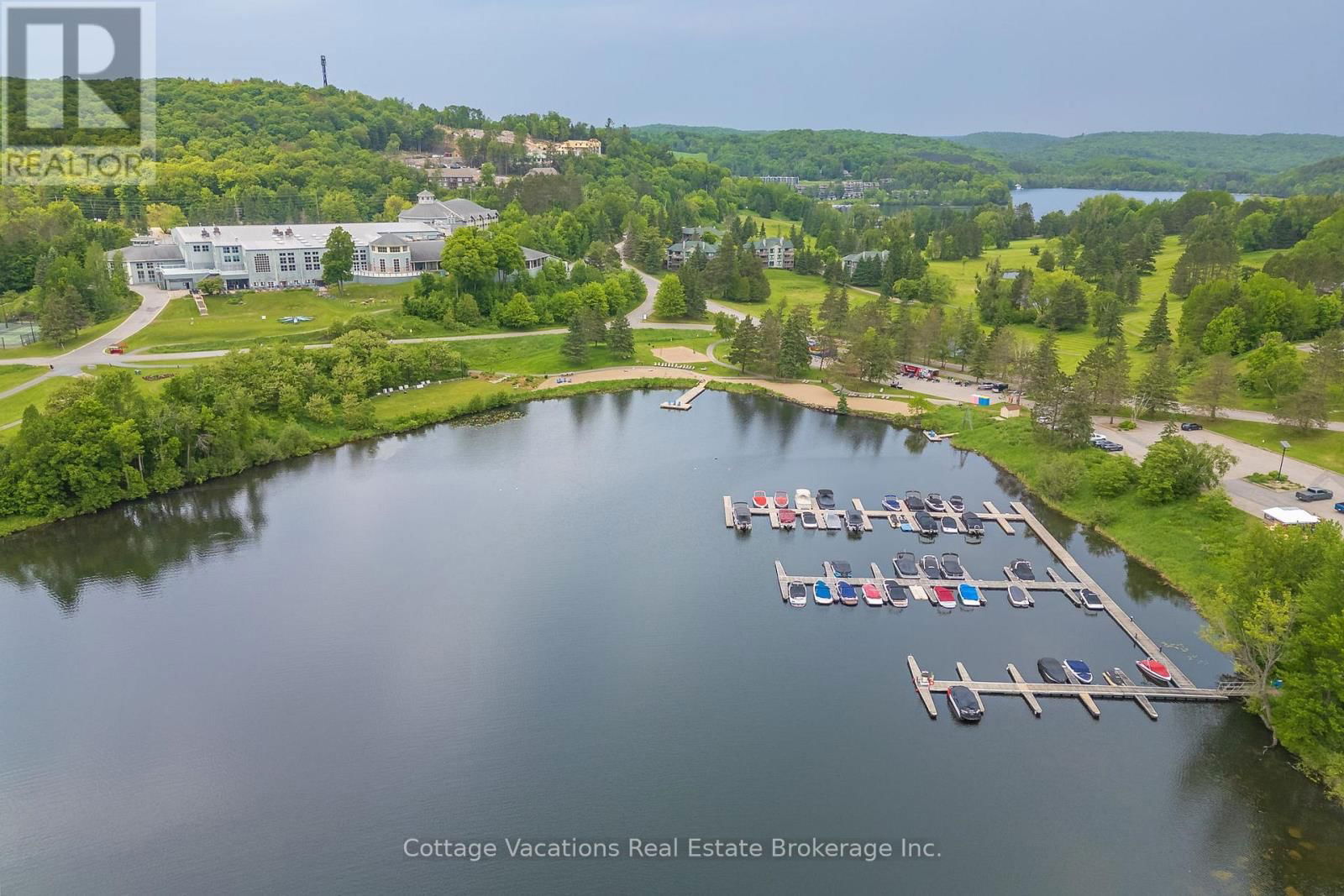 314 - 25 PEN LAKE POINT Image 16