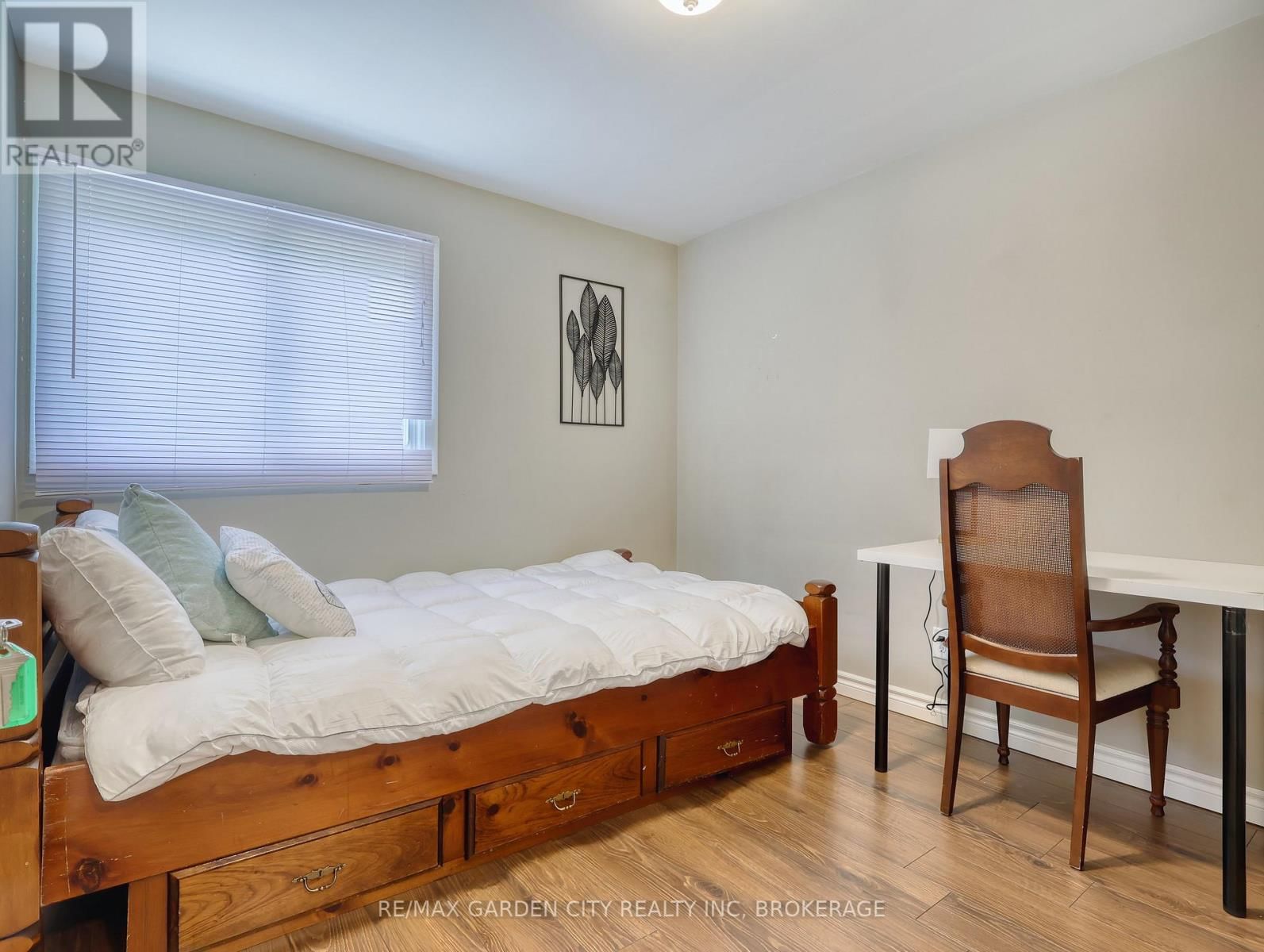 4 ROCKDALE AVENUE Image 27