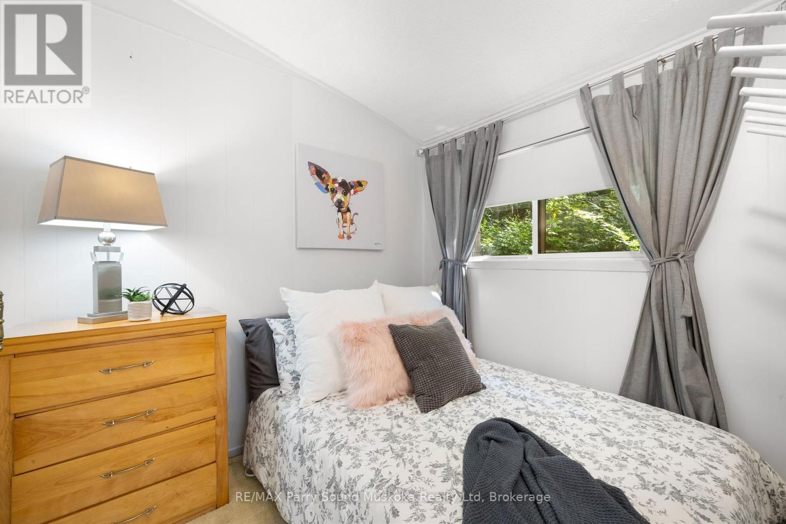 13 SHADY LANE Image 15