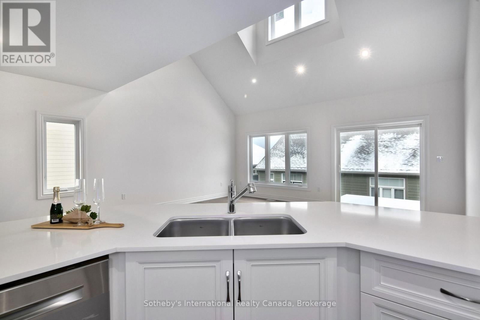 119 SCHOONERS LANE Image 30