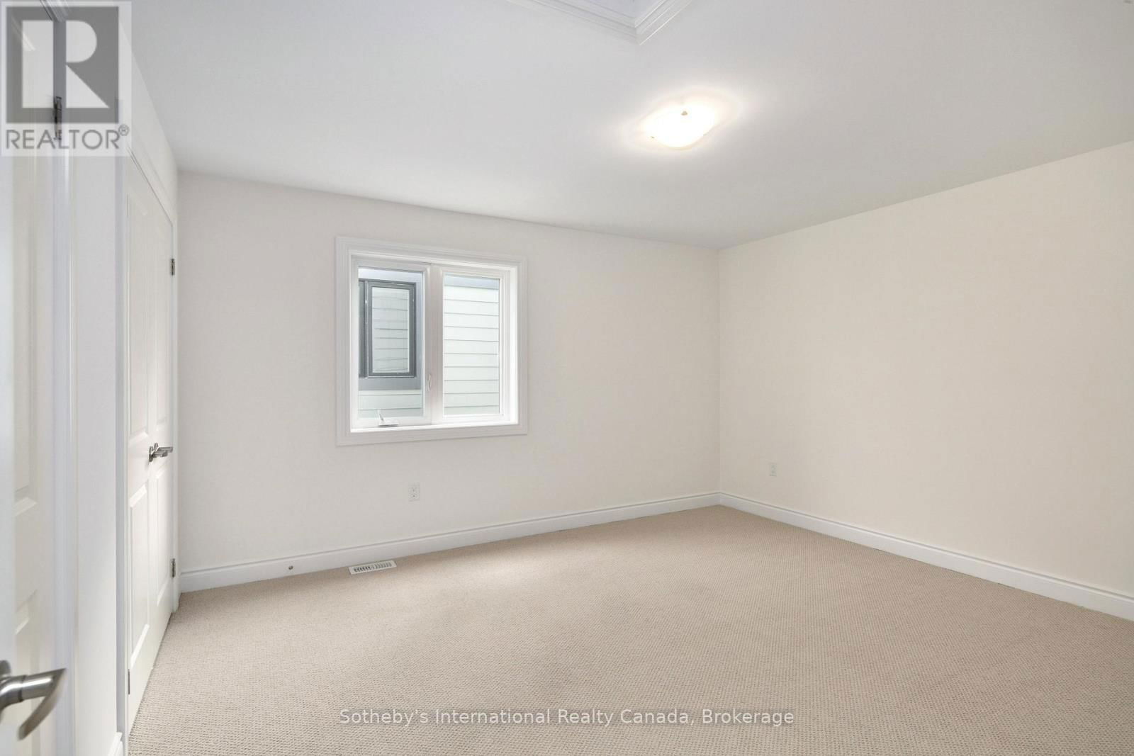 119 SCHOONERS LANE Image 42