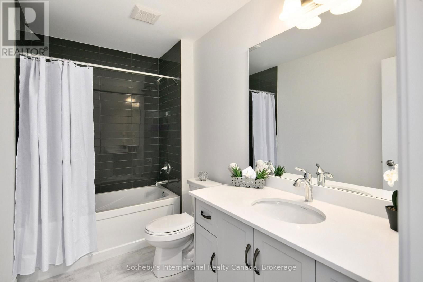 119 SCHOONERS LANE Image 43