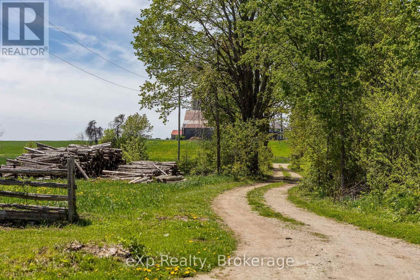 58111 12TH LINE Image 32