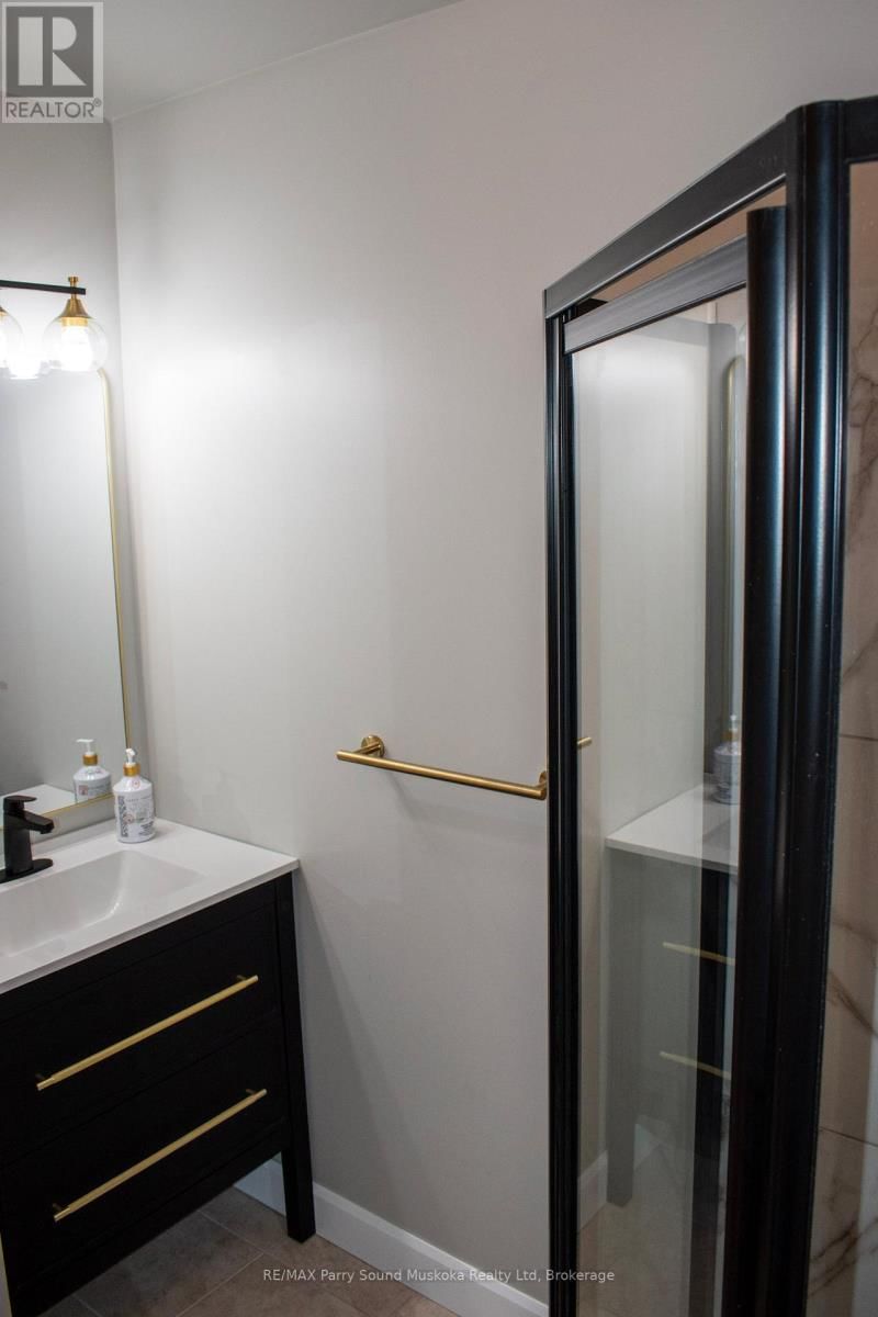 45 PENINSULA SHORES ROAD Image 22