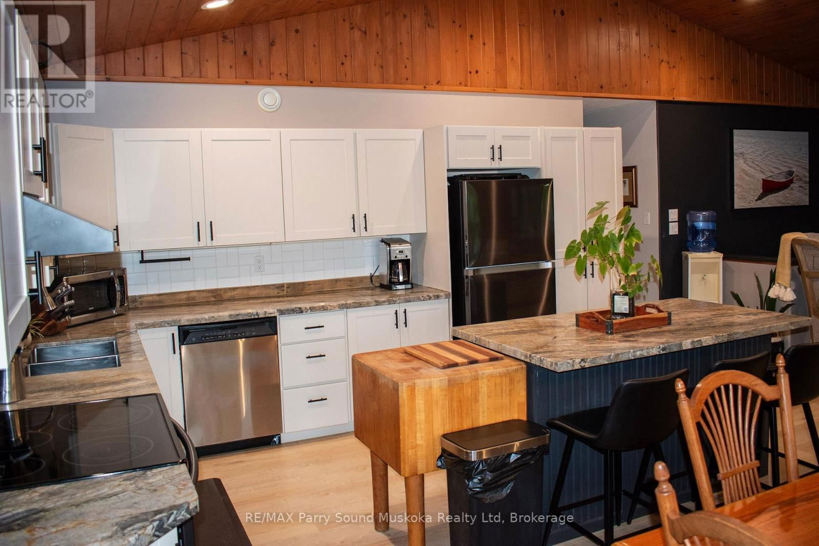 45 PENINSULA SHORES ROAD Image 9