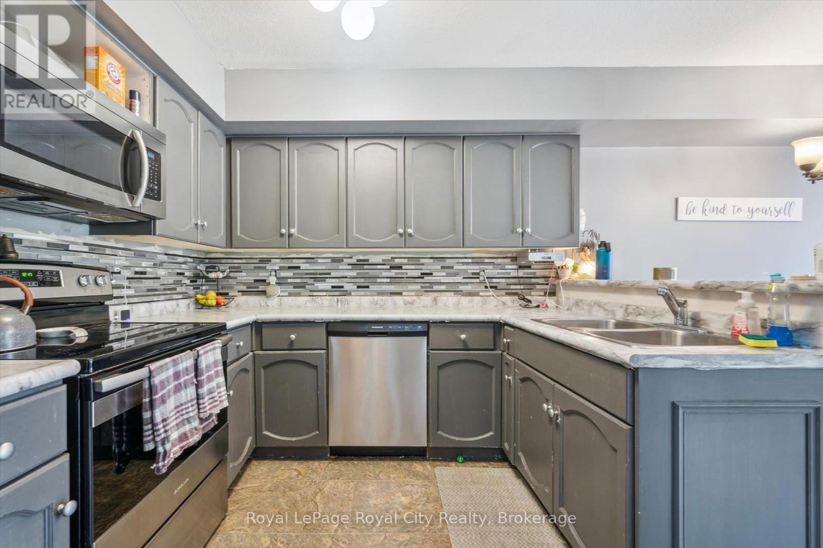 86 SWIFT CRESCENT Image 15