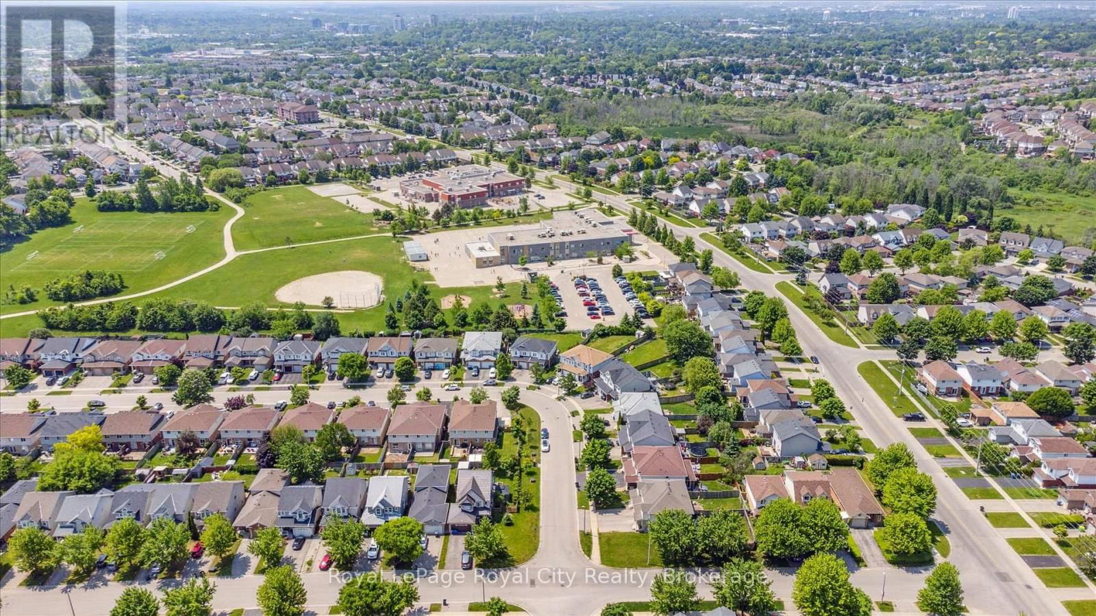 86 SWIFT CRESCENT Image 22