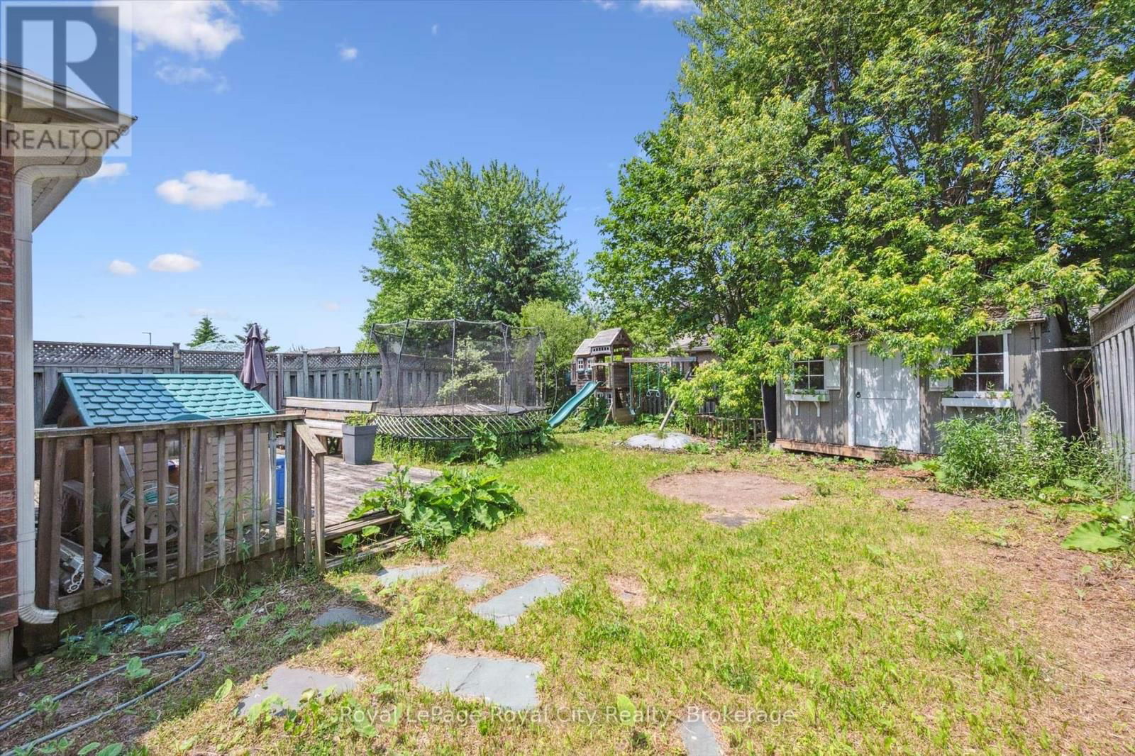 86 SWIFT CRESCENT Image 25