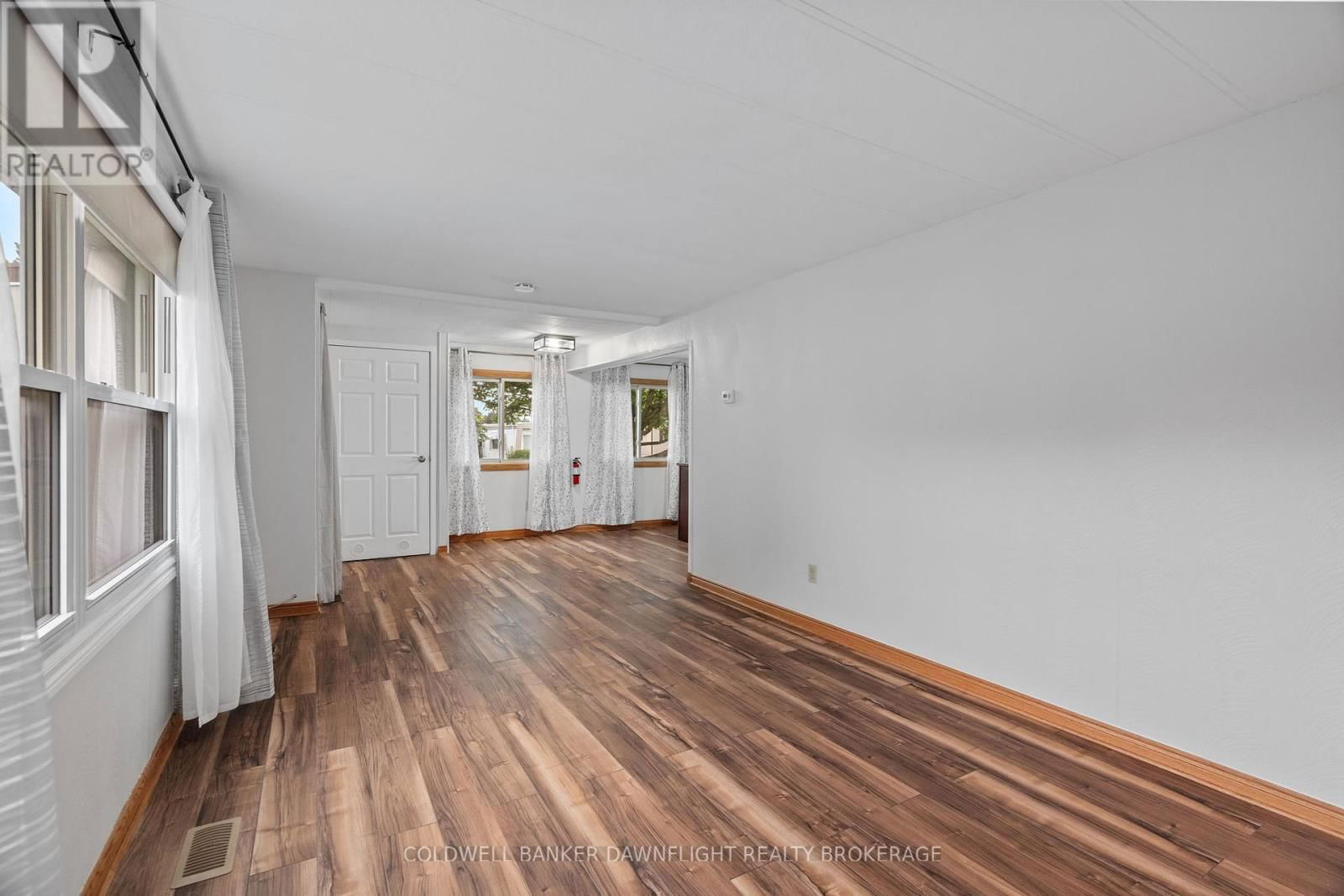 29 KALISCH AVENUE Image 16