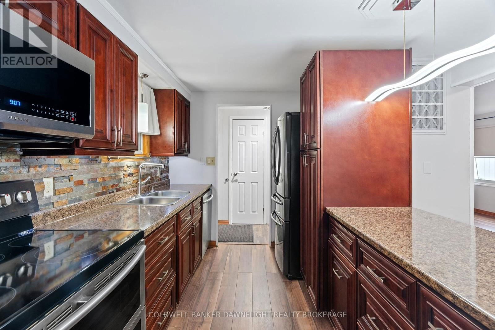 29 KALISCH AVENUE Image 7