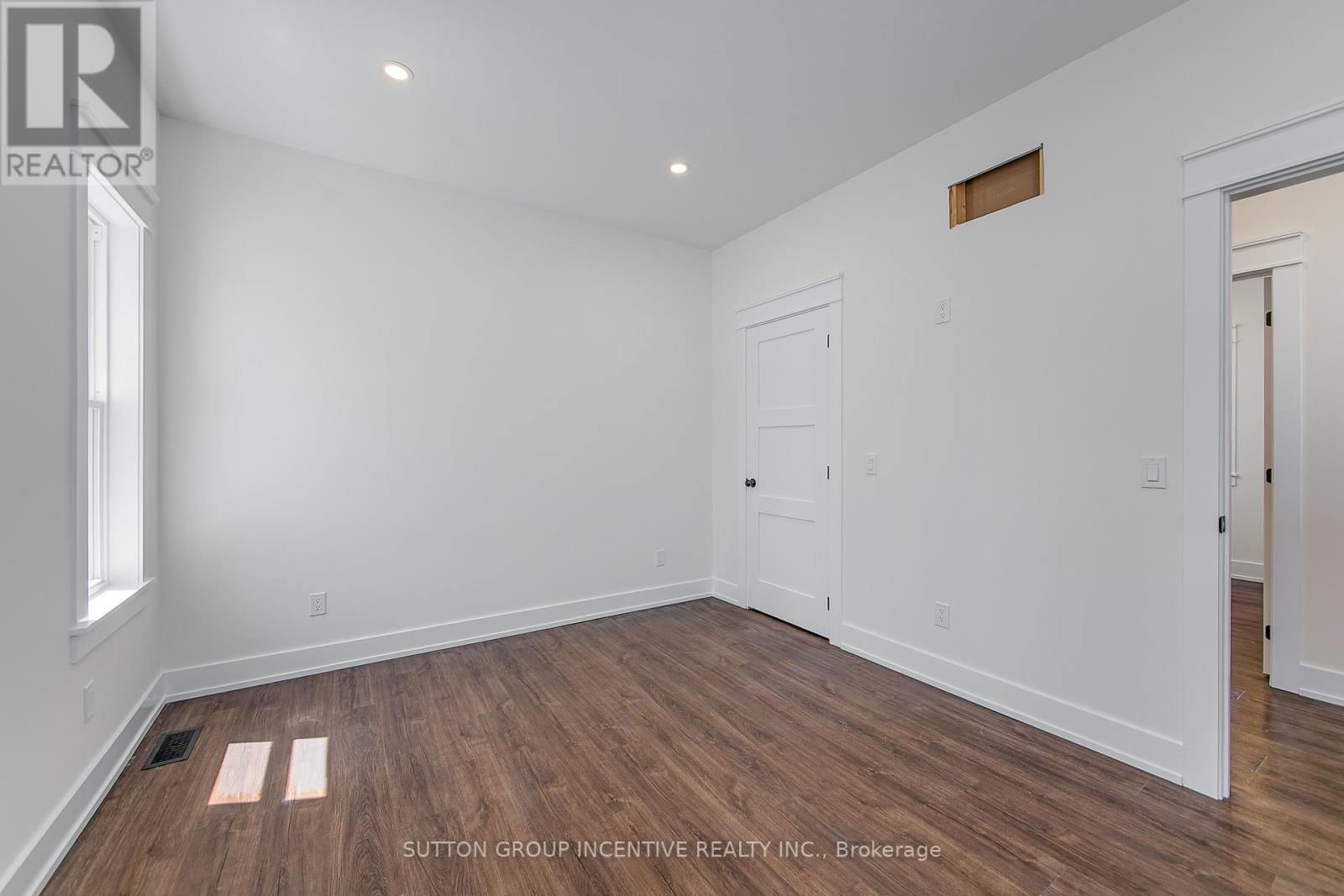 26 MCLEISH DRIVE Image 16