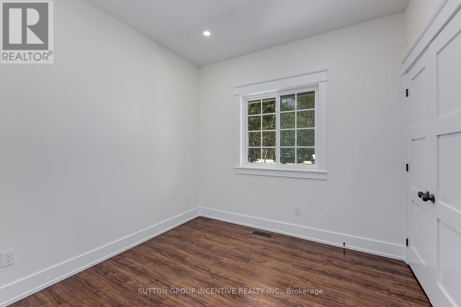 26 MCLEISH DRIVE Image 21