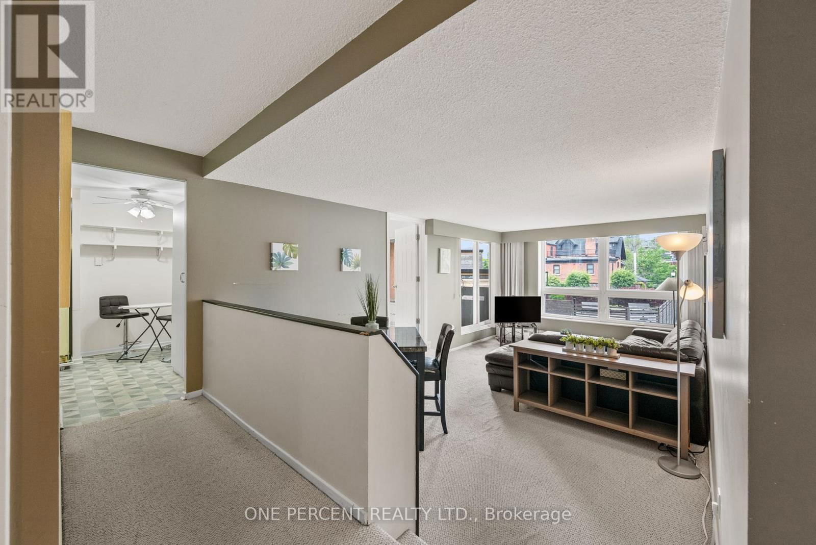 201 - 373 LAURIER AVENUE EAST Image 6