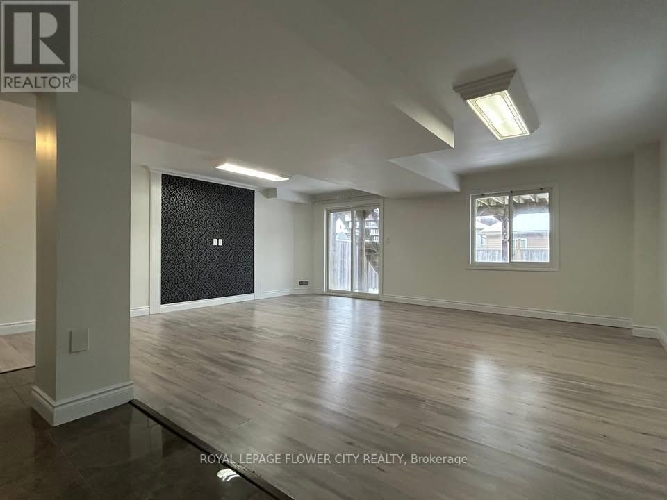 956 BIANCA COURT Image 13